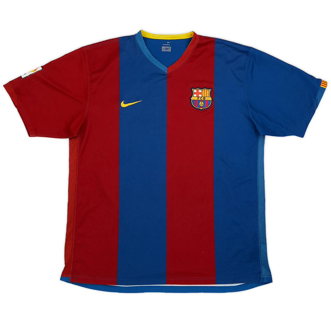Ronaldinho #10 Barcelona Home Jersey 2006/07