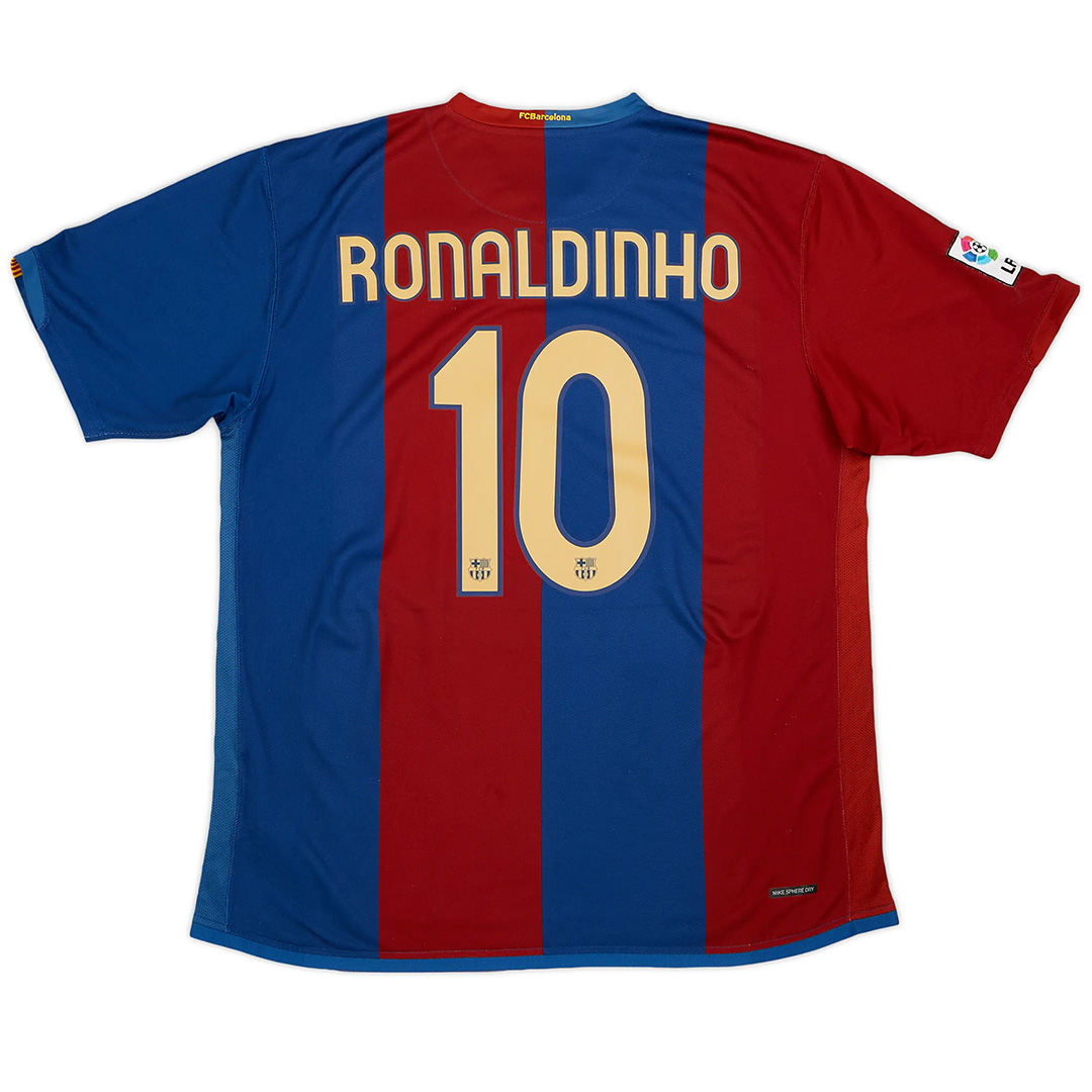 Ronaldinho #10 Barcelona Home Jersey 2006/07