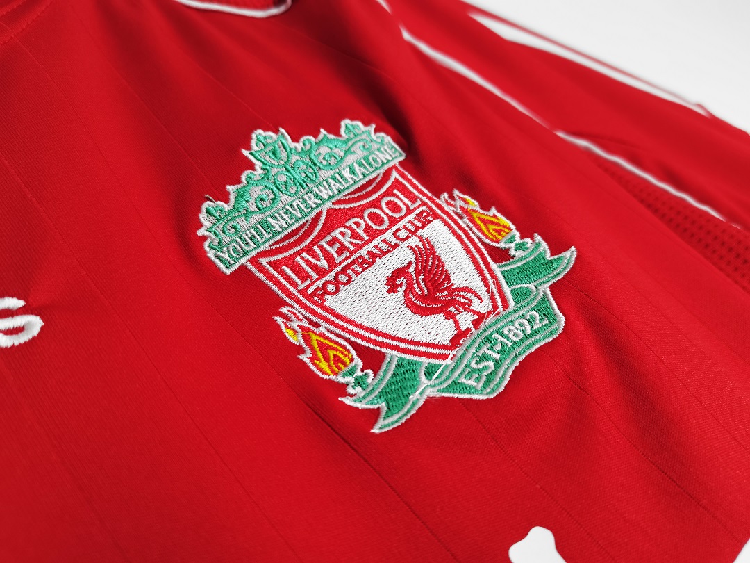 Retro Liverpool Home Jersey 2006/07